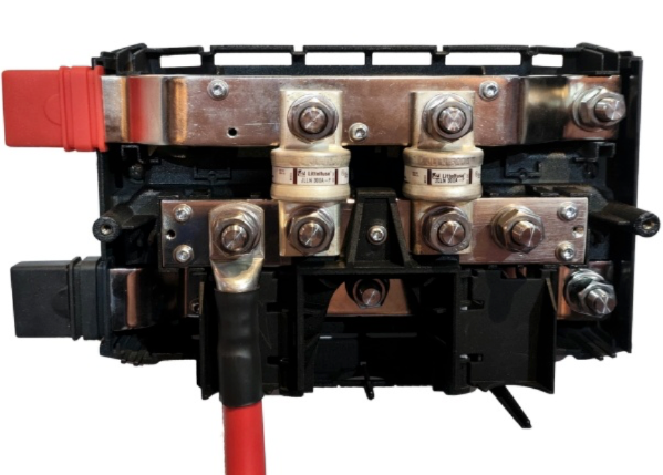 Victron Lynx Class-T Power in (M10)