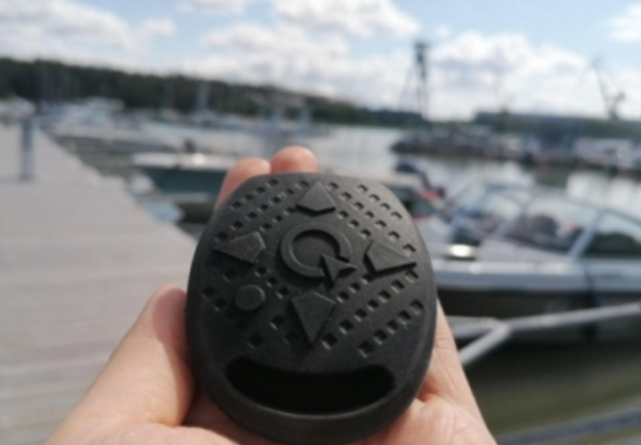 The q Experience Q Remote 2